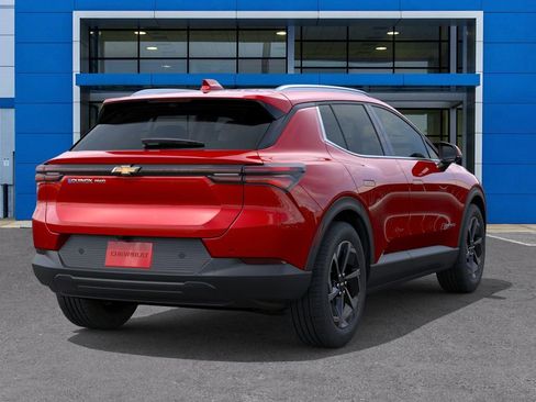 New 2026 Chevrolet Equinox EV LT image 4