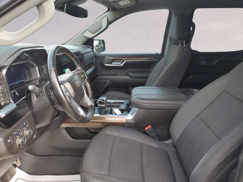 Used 2024 Chevrolet Silverado 1500 RST AWD/4WD image 9