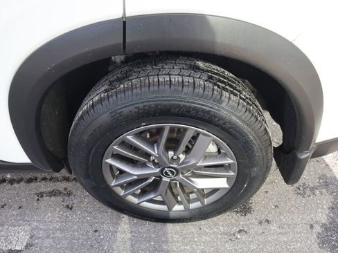 Certified 2025 Nissan Rogue S image 10