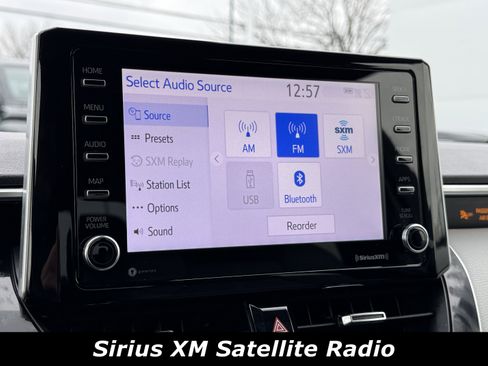 Used 2021 Toyota Corolla SE image 9