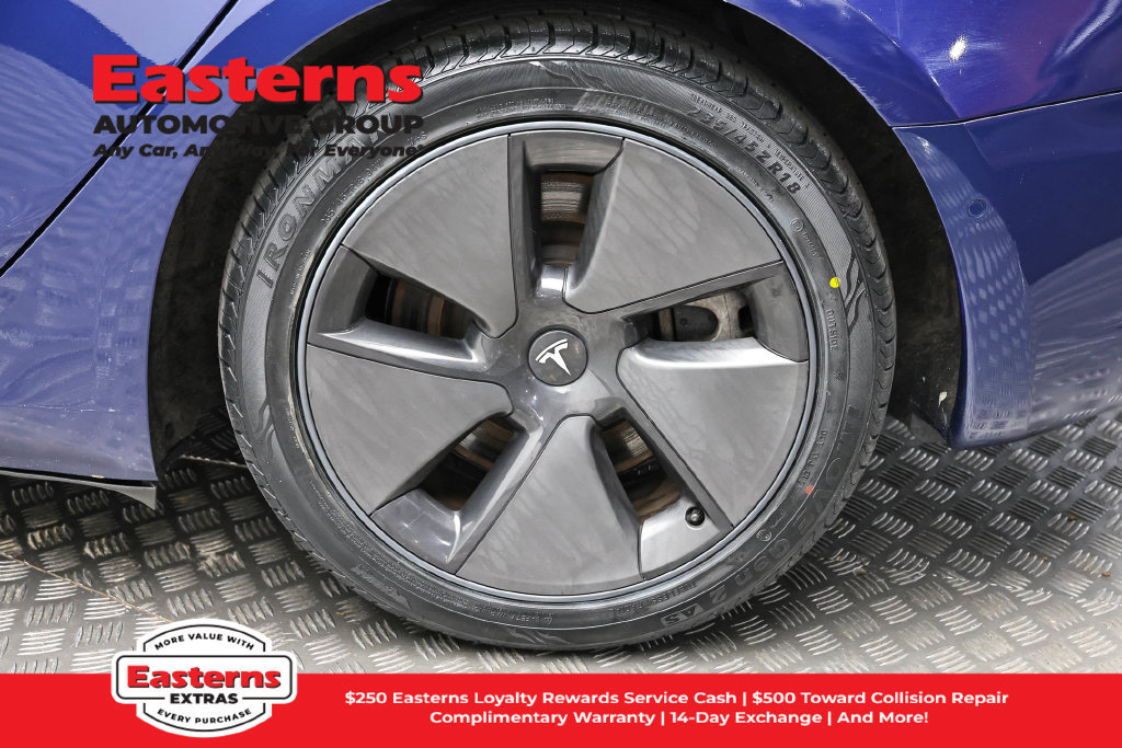 Used 2021 Tesla Model 3 Standard Range Plus RWD image 9