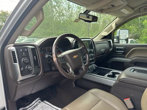 Used 2016 Chevrolet Silverado 2500 LTZ w/ Duramax Plus Package image 7