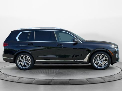 Used 2024 BMW X7 xDrive40i AWD/4WD image 8
