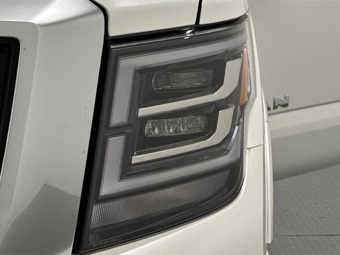 Used 2023 Nissan Titan Platinum Reserve w/ Moonroof Package image 21