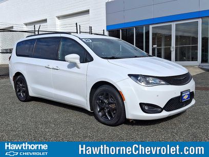 Used 2020 Chrysler Pacifica Touring-L Plus w/ Advanced Safetytec Group