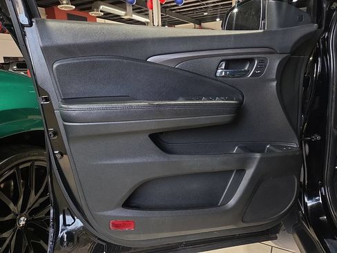 Used 2022 Honda Pilot Special Edition image 17