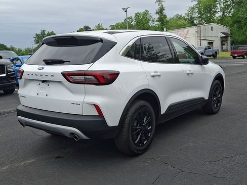 Certified 2023 Ford Escape Active AWD/4WD image 14