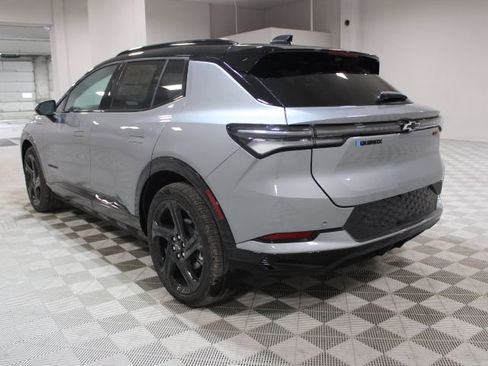 New 2026 Chevrolet Equinox EV RS image 8