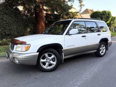 Used 2001 Subaru Forester S image 3