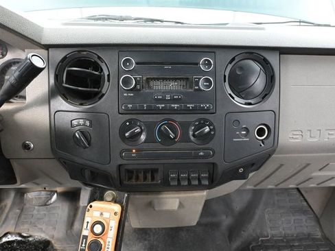 Used 2010 Ford F550 4x4 Regular Cab Super Duty image 23