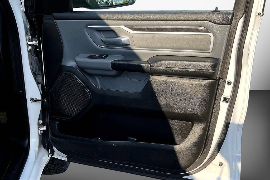 Used 2022 RAM 1500 Big Horn AWD/4WD image 27