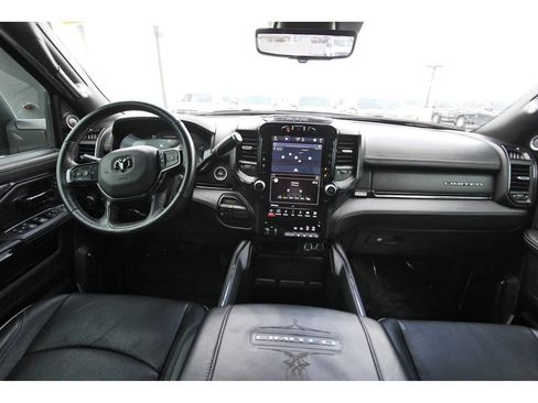 Used 2023 RAM 3500 Limited AWD/4WD image 9