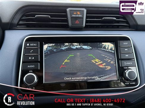 Used 2024 Nissan Versa SV w/ Trunk Package FWD image 19