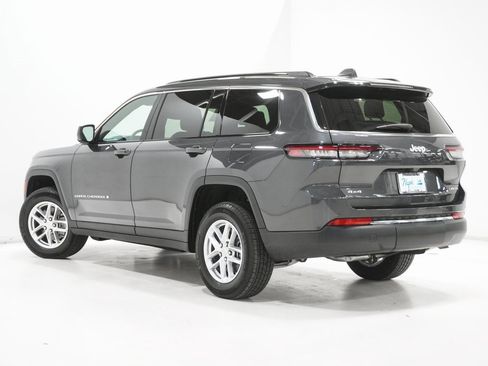 Used 2025 Jeep Grand Cherokee L Laredo image 5