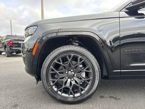 New 2025 Jeep Grand Cherokee L Summit image 10