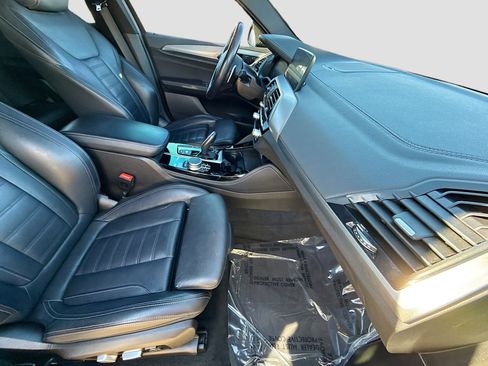 Used 2021 BMW X4 xDrive30i w/ M Sport Package image 15