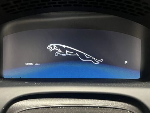 Used 2011 Jaguar XJ L image 11