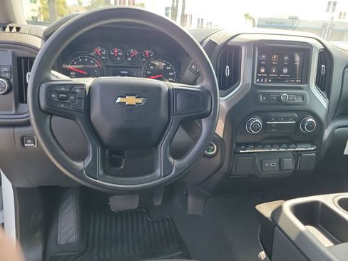Used 2026 Chevrolet Silverado 1500 W/T w/ WT Safety Package RWD image 4