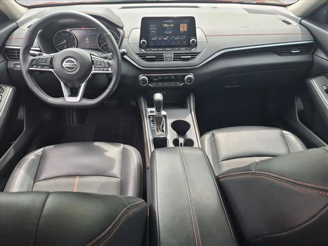 Used 2021 Nissan Altima 2.5 SR FWD image 15
