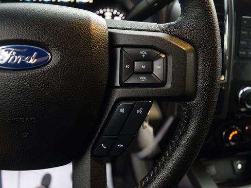 Used 2015 Ford F150 XLT w/ Equipment Group 301A Mid image 5