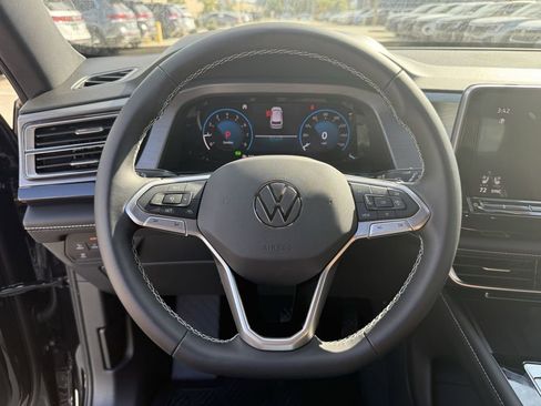 New 2026 Volkswagen Atlas Cross Sport SE FWD image 13