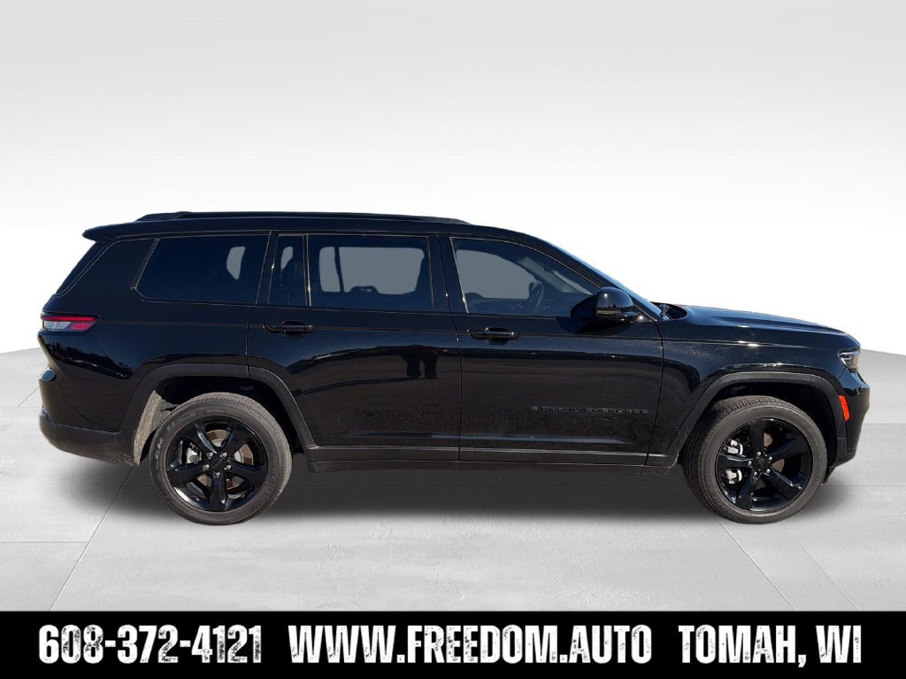 Used 2024 Jeep Grand Cherokee L Altitude AWD/4WD image 9