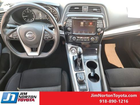Used 2019 Nissan Maxima 3.5 S w/ Floor Mat Group FWD image 25