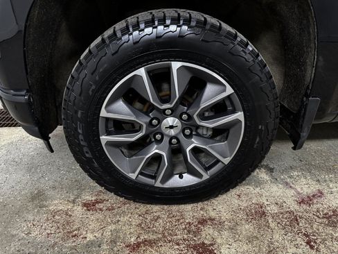 Used 2019 Chevrolet Silverado 1500 RST w/ All-Star Edition AWD/4WD image 17