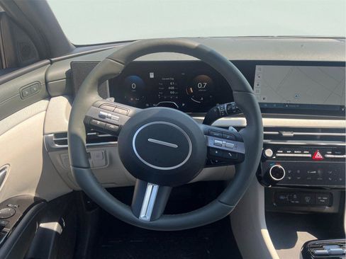 New 2026 Hyundai Tucson Limited FWD image 25