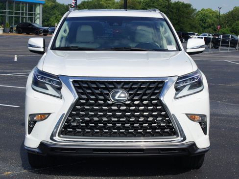 Used 2021 Lexus GX 460 Luxury w/ Sport Design Package AWD/4WD image 26