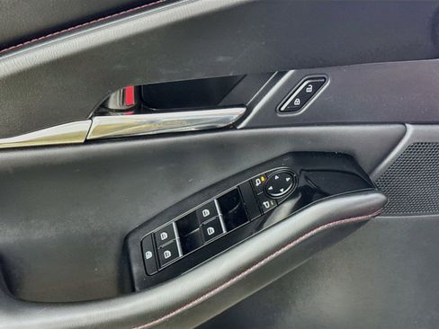 Used 2023 MAZDA CX-30 AWD 2.5 S w/ Preferred Package image 19