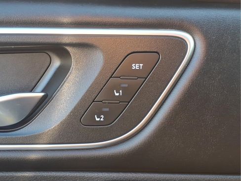 Certified 2023 Nissan Rogue Platinum w/ Platinum Premium Package AWD/4WD image 23