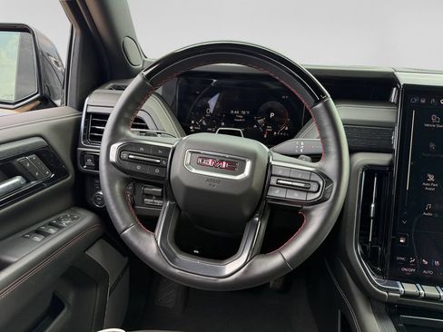 Used 2026 GMC Yukon AT4 Ultimate AWD/4WD image 15