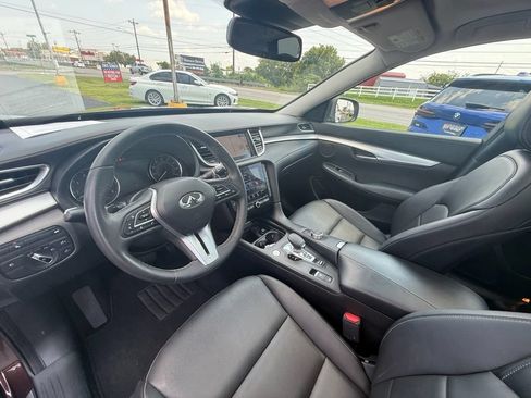 Used 2020 INFINITI QX50 Luxe w/ Navigation Package FWD image 13