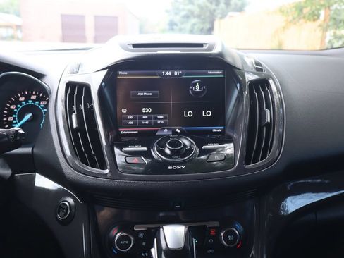 Used 2015 Ford Escape Titanium w/ Equipment Group 301A AWD/4WD image 19