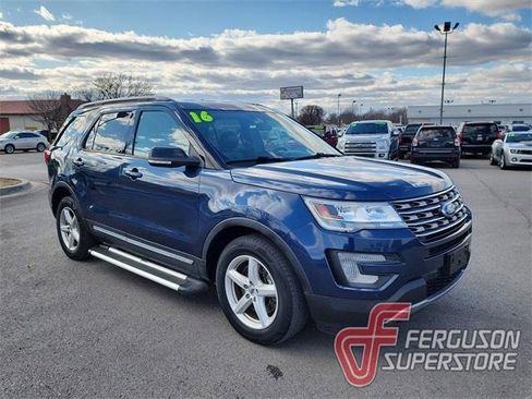 Used 2016 Ford Explorer XLT w/ Equipment Group 202A image 1