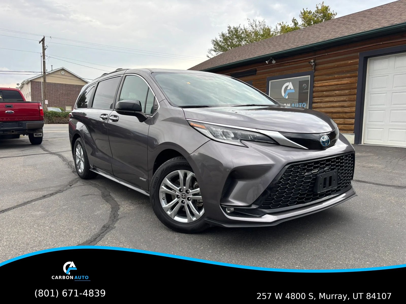 Used 2021 Toyota Sienna XSE AWD/4WD image 1