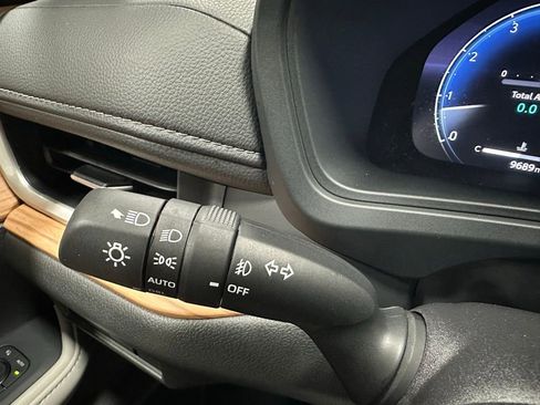 Used 2025 Toyota Grand Highlander AWD image 20