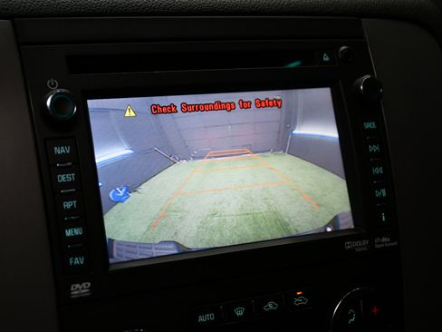 Used 2014 Chevrolet Silverado 2500 LTZ w/ LTZ Plus Package image 50