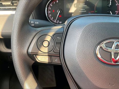 Used 2025 Toyota RAV4 XLE w/ Convenience Package FWD image 24