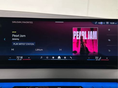 Used 2025 BMW X3 xDrive30i w/ Premium Package image 31