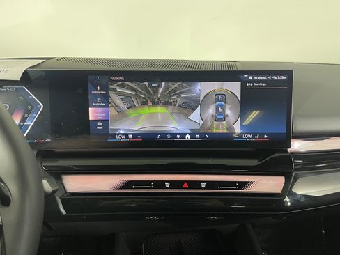 Certified 2024 BMW 540i xDrive w/ Premium Package image 18