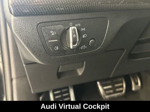 Used 2019 Audi SQ5 Premium Plus w/ Premium Plus Package AWD/4WD image 21