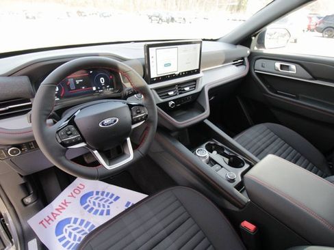 New 2026 Ford Explorer ST-Line w/ ST-Line Street Pack image 16