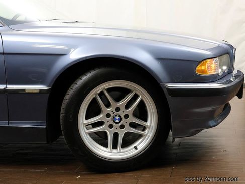 Used 2001 BMW 740i RWD image 5
