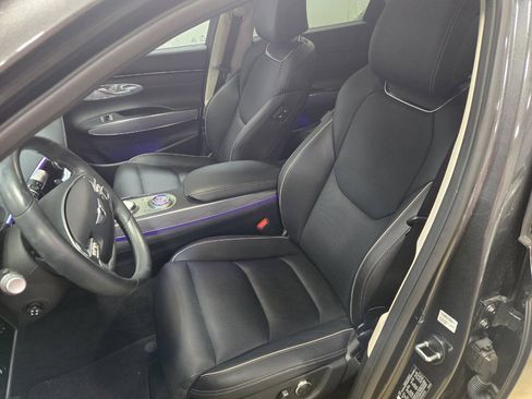 Used 2024 Genesis GV70 2.5T w/ Advanced Package AWD/4WD image 15