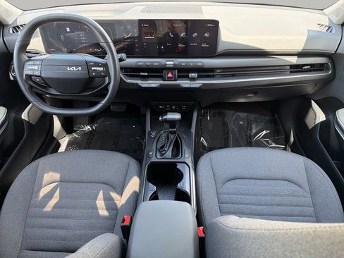 Used 2025 Kia K4 EX FWD image 12