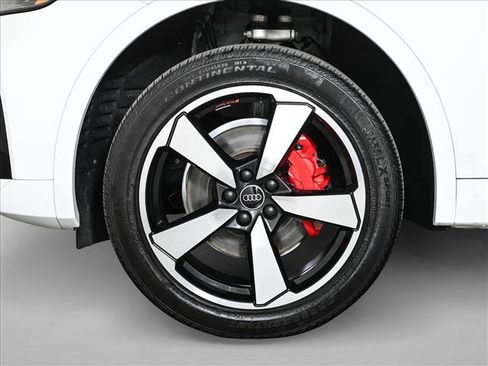 Certified 2024 Audi Q5 2.0T Premium Plus AWD/4WD image 25