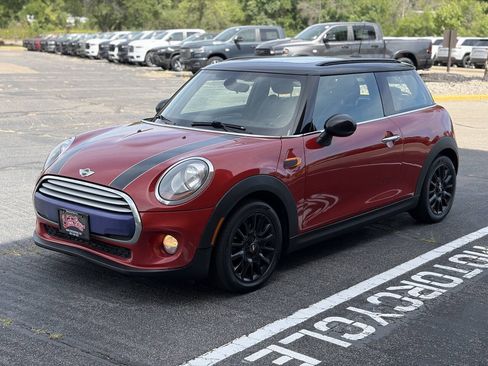 Used 2015 MINI Cooper 2-Door Hardtop FWD image 3