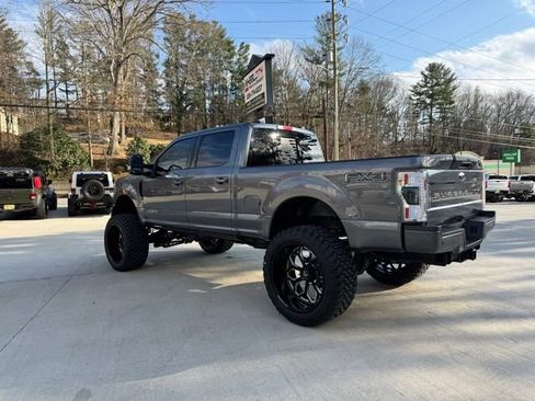 Used 2022 Ford F250 Lariat w/ Lariat Ultimate Package image 8